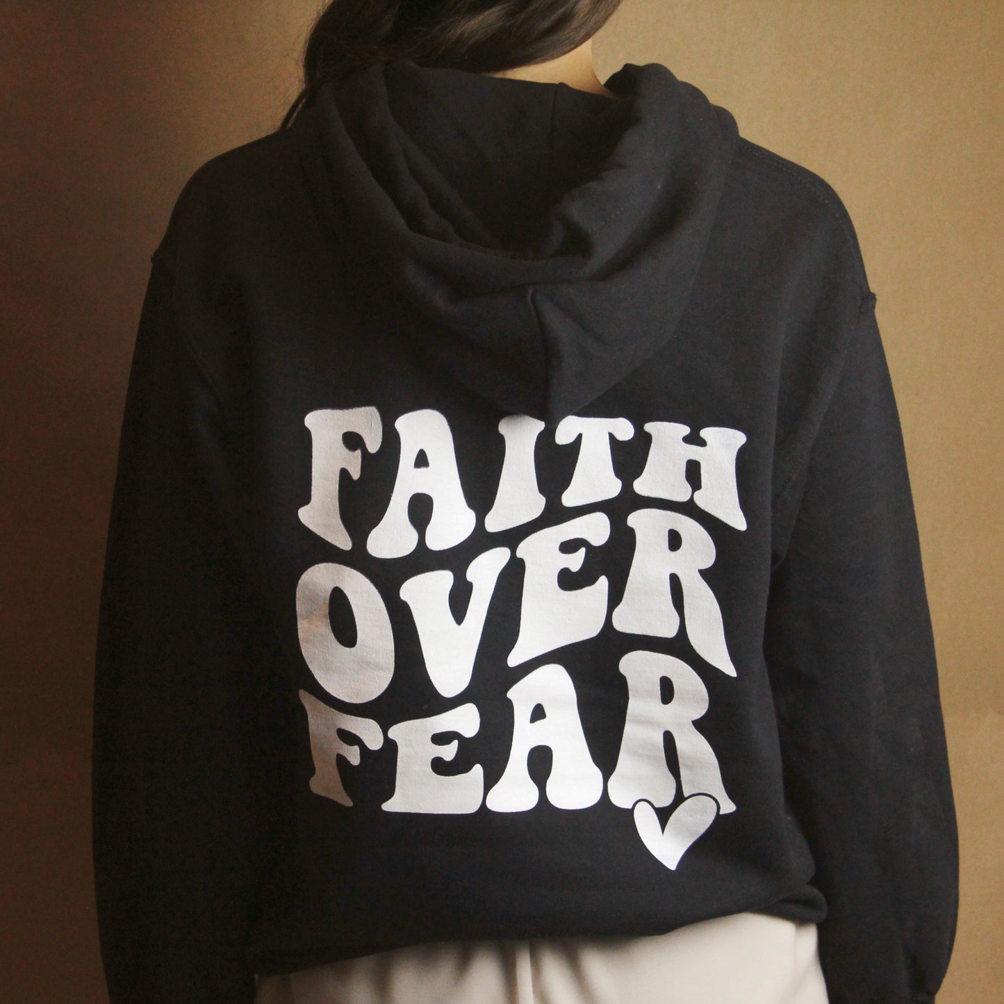 Sudadera "Faith Over Fear"